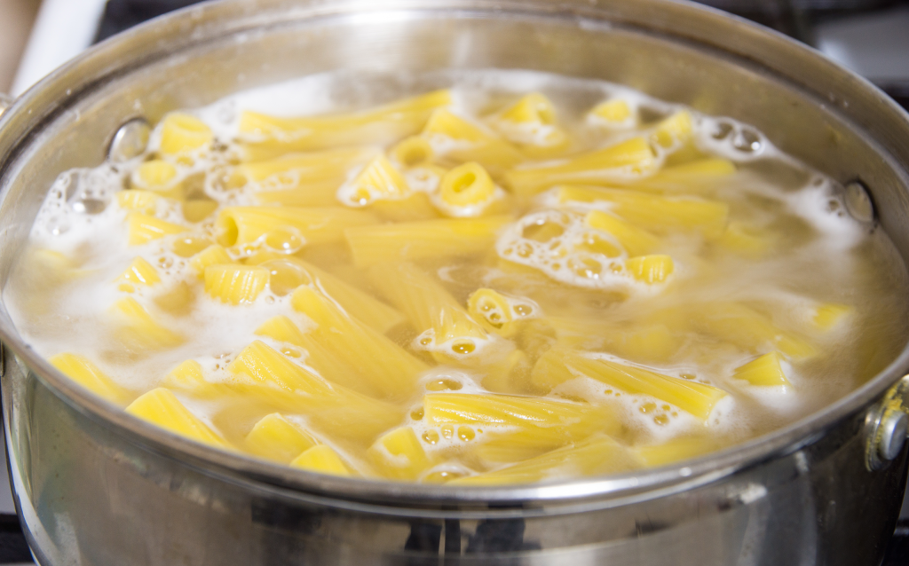 cooking pasta in water